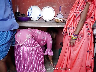 Indian feign Family in Scullery XXX in hindi porn video